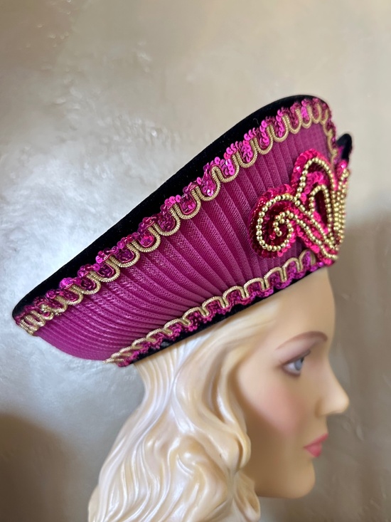 REGAL 1970\'s FUCHSIA FELT CHURCH HAT + SEQUINS & CRIN TRIM main image 13